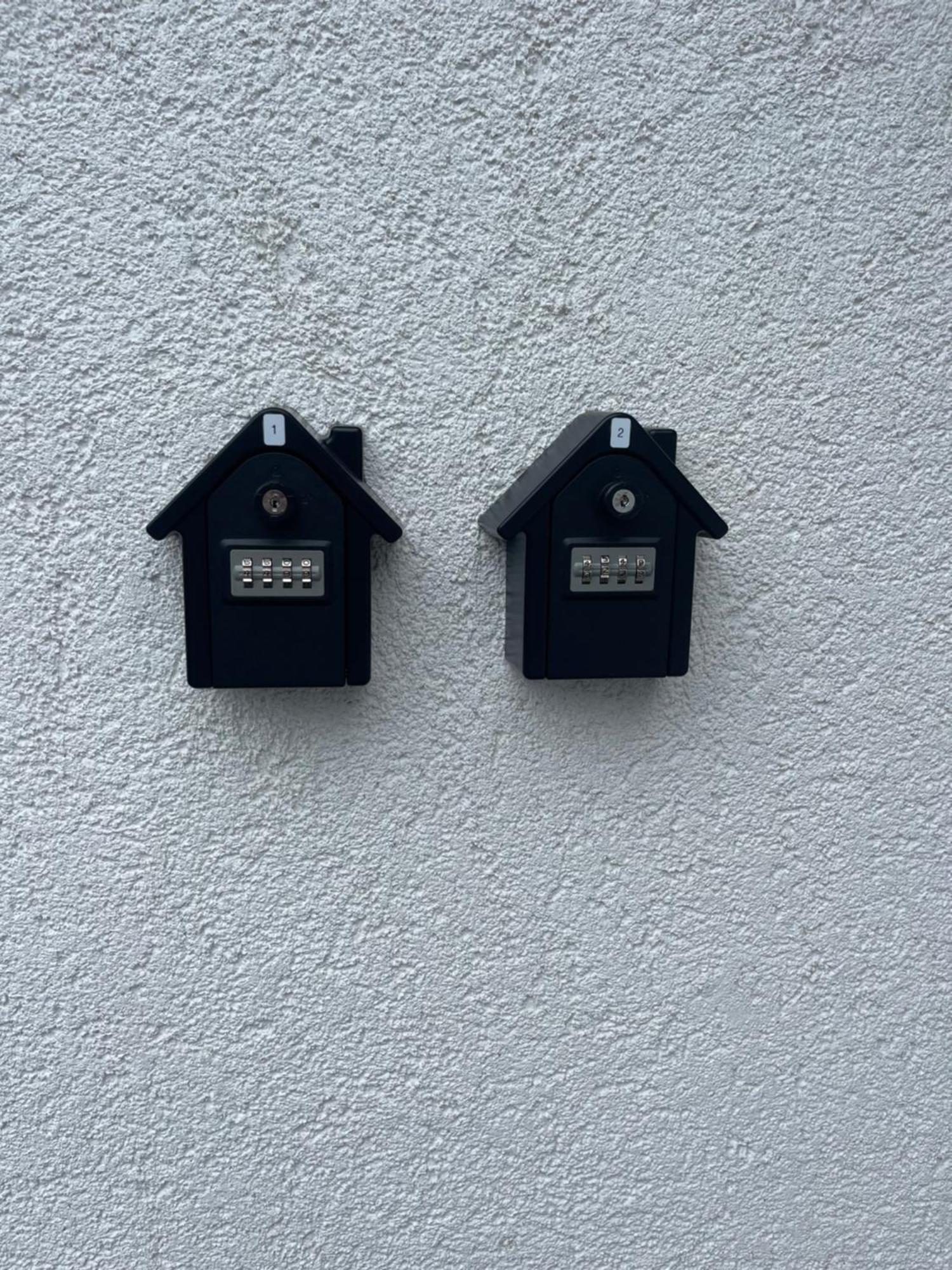 Apartment Caros *